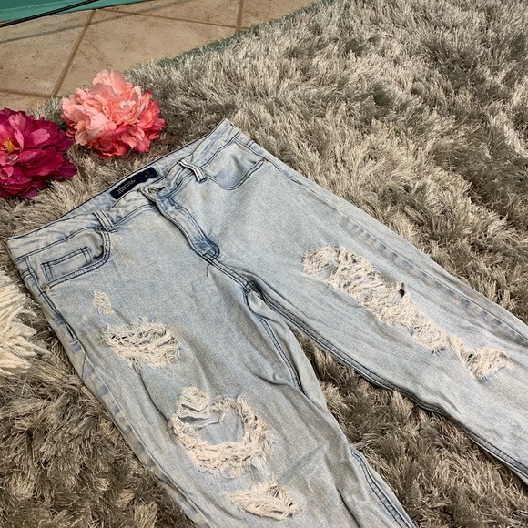 Just USA Ripped Boyfriend Jeans Women size 7 - Picture 4 of 6